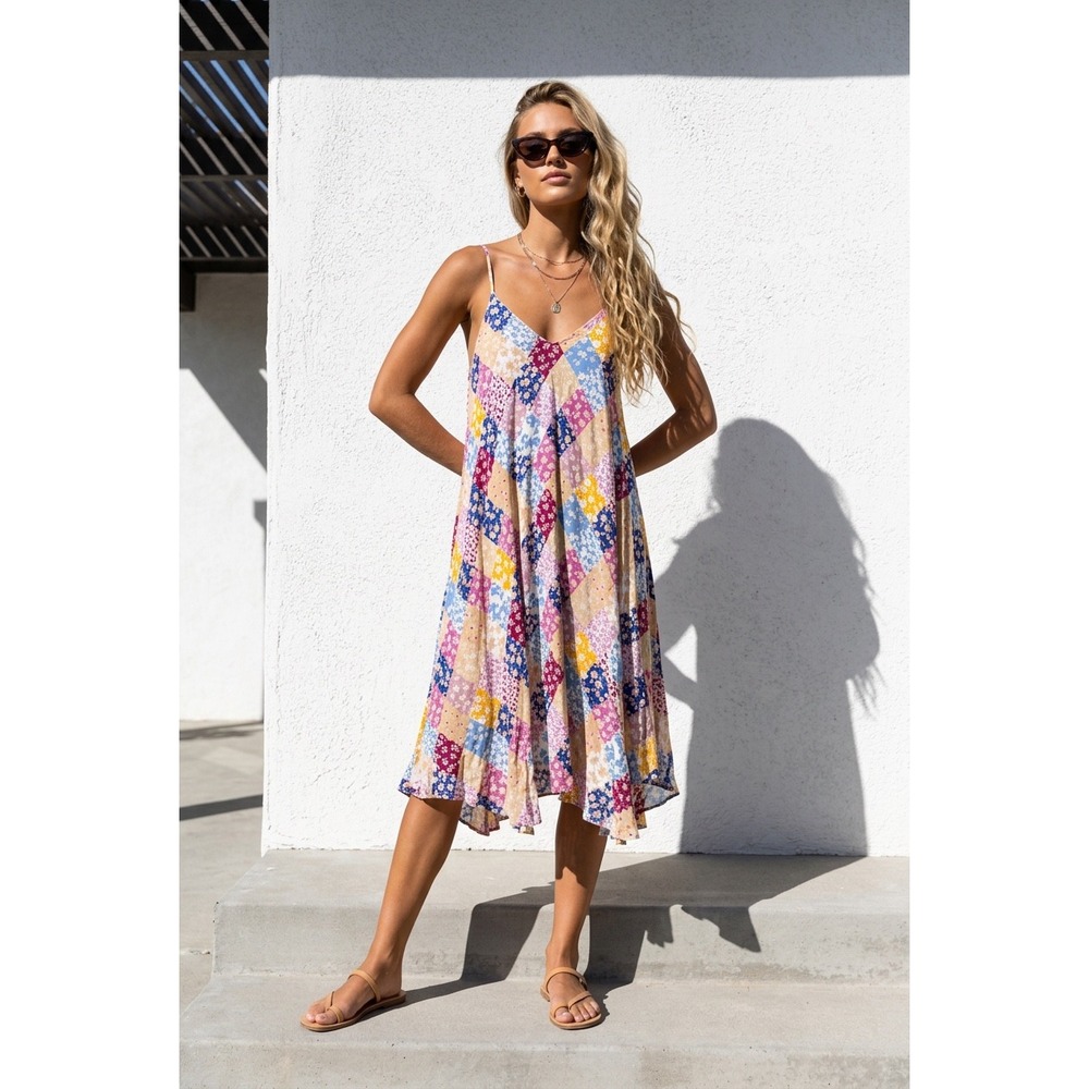 Andree by Unit Patchwork printed Floral Midi Dress Sleeveless Handkerchief Hem M
